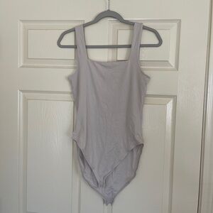 Old Navy Cream Sleeveless Top